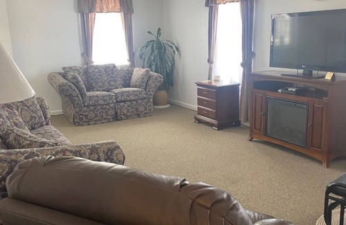 Glendo Hotel | Cozy Motel Room within 5 minutes of Glendo Recreational Area