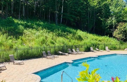 Mont-Tremblant Village Condo | Cozy Mountain View, 6 minutes to ski hill mountain view in historic village.