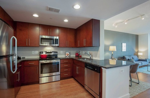 Mount Vernon Triangle Apartment | Cozy Mt. Vernon 1BR w/Gym, Pool close to Convention Center by Blueground