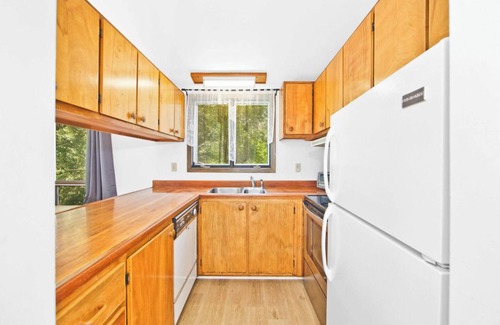 Cavan-Monaghan Cottage | Cozy, Nature Lover's Retreat