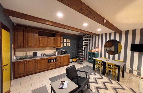 Omegna Apartment | Cozy nest in the historic center