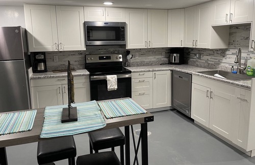 Morton Meadows Apartment | Cozy new 2 big bedrooms, 1bathroomn kitchen&appliances , washer&dryer 1 garage