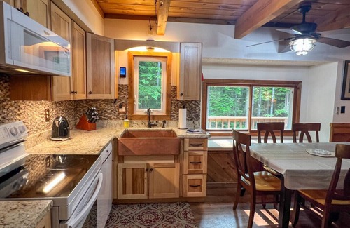 Bartlett House | Cozy New Hampshire Retreat Near Attitash Mountain
