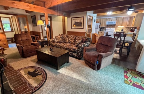 Bartlett House | Cozy New Hampshire Retreat Near Attitash Mountain