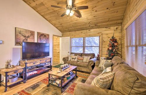 Duck Creek Village House | Cozy Noras Hideaway - Charming, Quiet Log Cabin