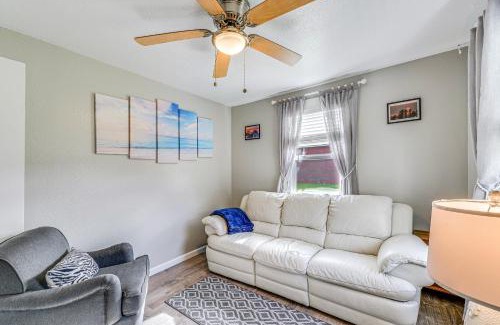 Orick House | Cozy NorCal Cottage 2 Mi to Redwoods and Beaches!