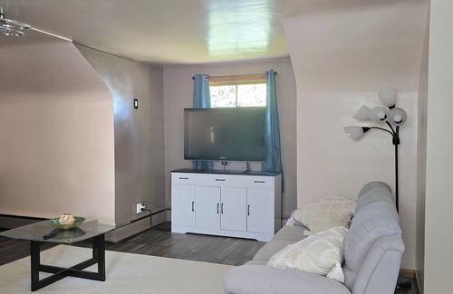 North Tonawanda Apartment | Cozy North Tonawanda Apt—15 min to Niagara Falls, 25 min to Buffalo Airport