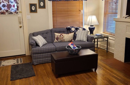 Amarillo Apartment | Cozy one bedroom apartment in historical district