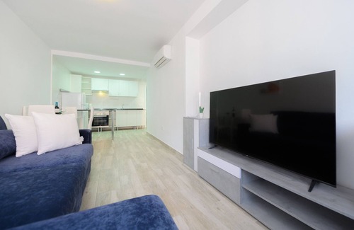 Prosperidad Apartment | Cozy one bedroom apartment in Chamartin