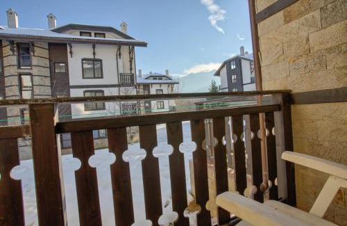Razlog Apartment | Cozy One-Bedroom apartment with Nature View by Flat Mаnager