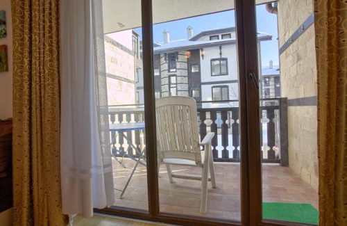 Razlog Apartment | Cozy One-Bedroom apartment with Nature View by Flat Mаnager