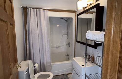 Casper House | Cozy one bedroom house. Centrally located. Pet friendly!