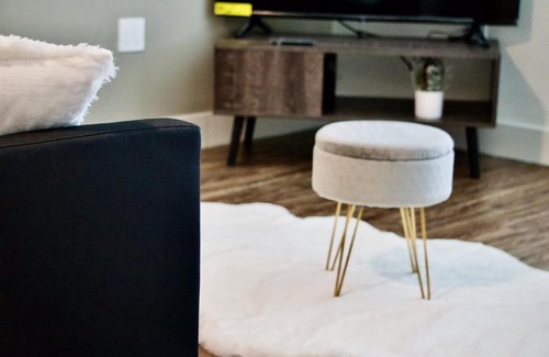 Legacy Park Apartment | Cozy one bedroom studio in the coveted legacy west