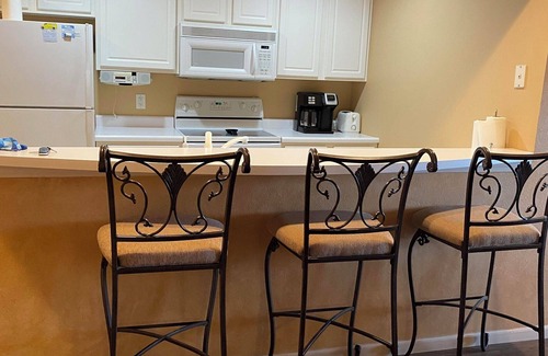 Osage Beach Condo | Cozy Parkview Bay Lakefront Condo, FREE WIFI. New floors, recently updated