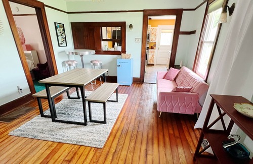 Pendleton House | Cozy Pendleton Getaway Near Downtown Pendleton. Pet Friendly!