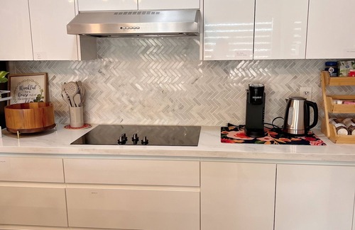 Dean Park House | Cozy place in Toronto