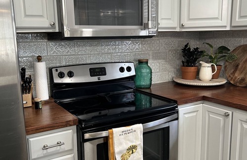 Uvalde House | Cozy place to relax