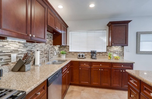 Fullerton House | Cozy Pool & Jacuzzi Home with Game Room