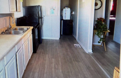Largo House | Cozy, pool view one bdrm. home + fitness room + pickleballnOFF SEASON RATES