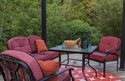 Port Elgin Cottage | Cozy Port Paradise - Minutes Walk from the Lake