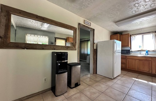 Richfield House | Cozy Private Apartment