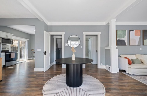 Morton Meadows House | Cozy Private BD + Desk, Central Omaha Near UNMC - Shared House
