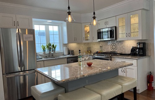 Lake Como House | Cozy & Private Family Beach Home in Lake Comonn