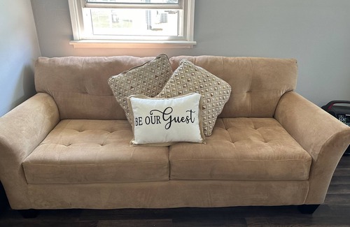 Loves Park House | Cozy private home located 5 minutes from downtown!