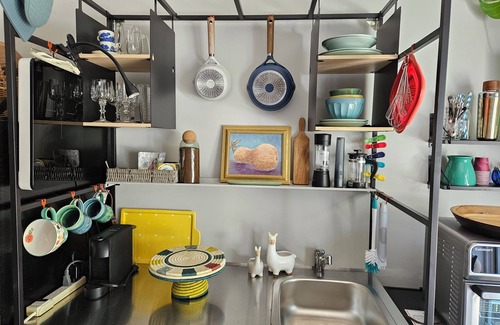 Guilford Apartment | Cozy Private Studio with WiFi, Balcony, Kitchenette in Charming Guilford
