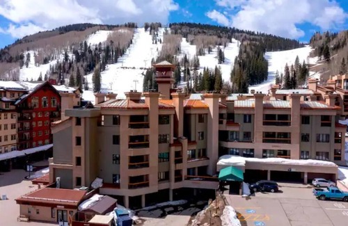 Purgatory Apartment | Cozy Purgy condo with a view