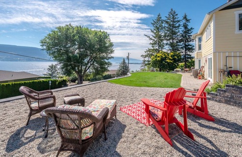 Okanagan-Similkameen House | Cozy, Quaint Home With Stunning Views , 5 Minutes Walk To The Lake