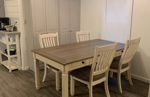 Leesville House | Cozy, Quiet 3B/2bath with large yard- SLEEPS 8! Just minutes from Fort Polk