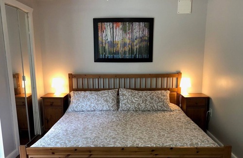 Grey Highlands Cottage | Cozy, quiet cottage on Lake Eugenia - only 5 mins from Beaver Valley Ski Resort.