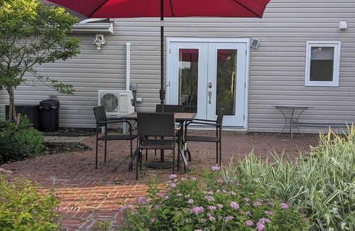 Rexton Apartment | Cozy, quiet, relaxing watching sunsets and sunrises on Richibucto river.