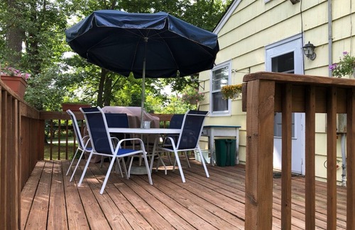 Shelter Island Heights House | Cozy Ranch five minutes from Mashomack Preserve, beaches and miniature golf.