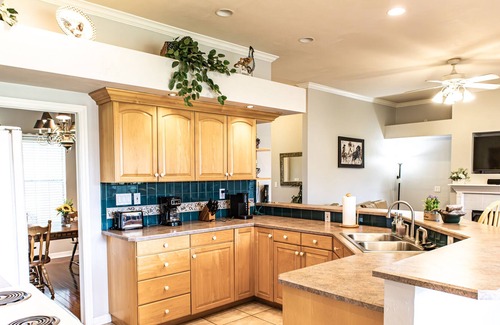 High Springs Other | Cozy ranch home on 12 acres near springs