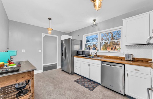 Glyndon House | Cozy Rancher Near Major Highways