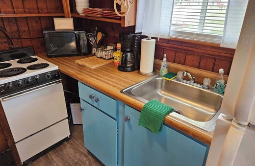 Oscoda Cottage | Cozy Regatta Cottage on Great Lake Huron