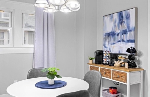 Lee's Summit House | Cozy Reimagined Single Level Home