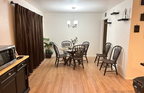 North Mountain House | Cozy Relaxation Central Phoenix 5 min to theme park - room for the whole family