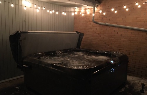 Great Falls House | Cozy, Relaxing House in Quiet Neighborhood