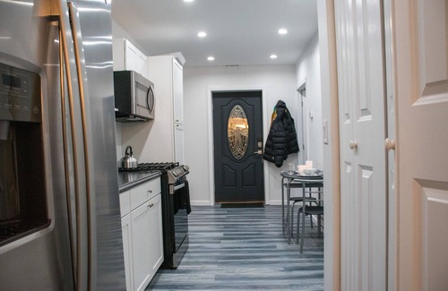 Fair Haven Heights House | Cozy remodeled private Home/ 5 mins from golf course!