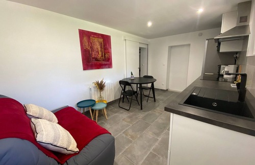 Saint-Brevin-les-Pins Apartment | Cozy Renovated 1BR Ground Floor Apartment with Garden near Beach - Saint Brevin L'Ocean