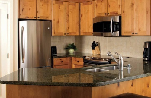 South Lake Tahoe Resort | Cozy resort in charming South Lake Tahoe with fitness room. Heat
