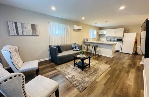 Reading Apartment | Cozy Retreat Apartment