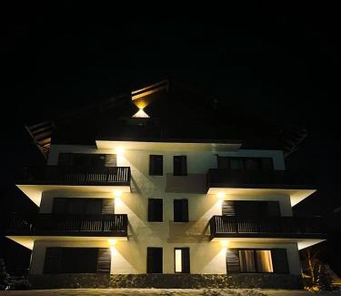 Vladeni Apartment | Cozy Retreat Grand Chalet Aparthotel