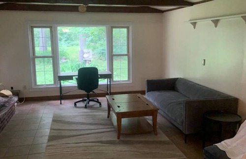 Ridgeway House | Cozy Ridgeway Cottage