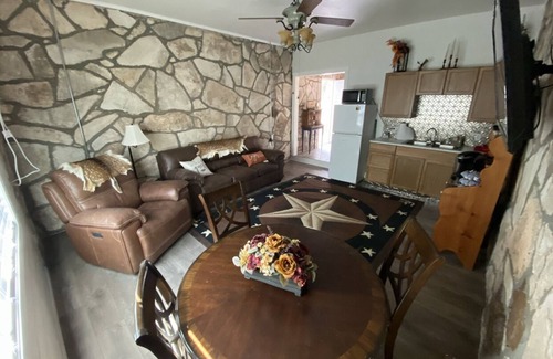Menard Bed & Breakfast | Cozy Rock Cottage w/awesome bathroom in town (pet friendly)