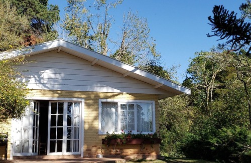 Centro House | Cozy, romantic and charming house amidst exuberant nature.