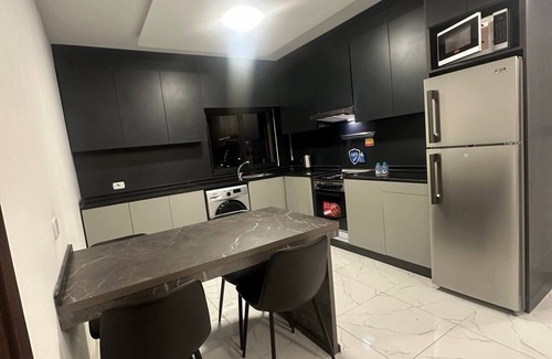 Suwailih Apartment | Cozy Rooftop Near Al Services 23